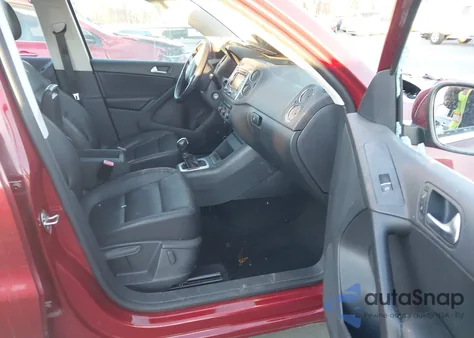 2013 Volkswagen Tiguan Se from USA, damaged, VIN WVGAV3AX1DW057762